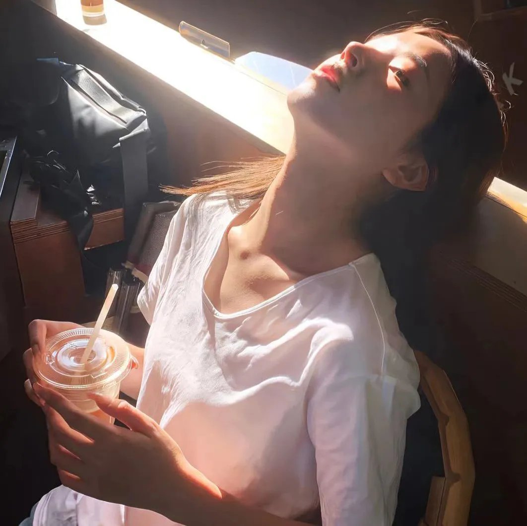 哈里如何变成一棵树